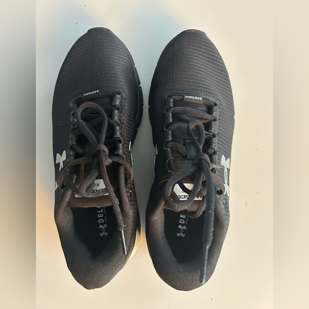 Brand new Under Armour Women’s Black Running Shoes